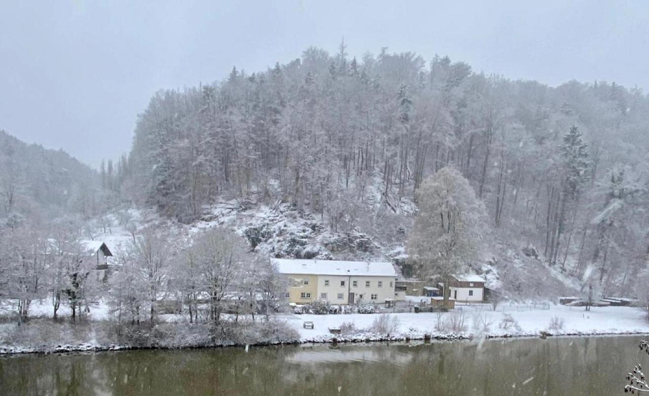 Ferienwohnung Leit'N Heisl Essing Exterior foto